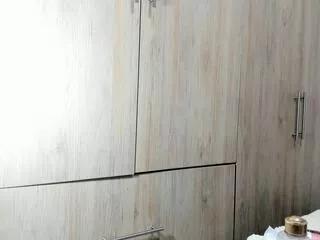Explore our live girls sluts from our Custom and Multi clubs and checkout exclusive access to highly interactive content, such as shape, hair, titties, pussy type and many more.