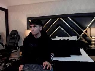 anthony_riverss from Flirt4Free is Freechat