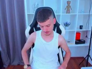 anton_angell from Flirt4Free is Freechat