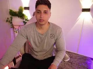 appolo_cavill from Flirt4Free