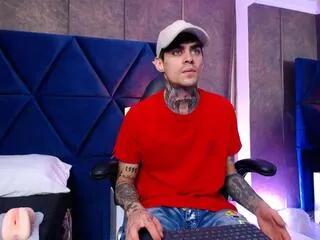 Photos of aron_muller from Flirt4Free is Freechat