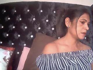 ashani_dia from Flirt4Free
