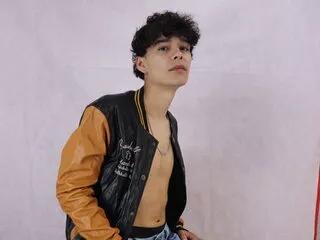 axel_wolfe from Flirt4Free is Freechat