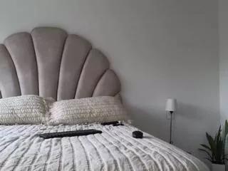 azaleiia from Flirt4Free
