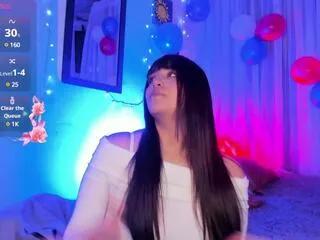 bellaa_green from Flirt4Free