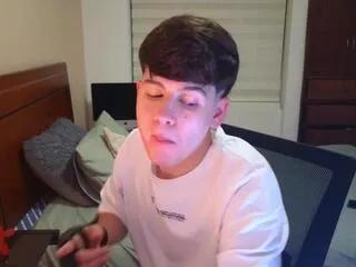 camilo_monttoya from Flirt4Free is Freechat