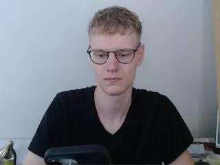charley_parks from Flirt4Free is Freechat