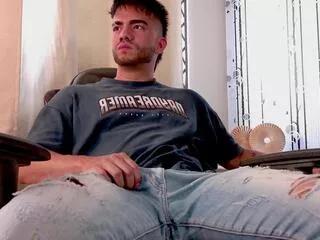 connor_freeman from Flirt4Free is Freechat