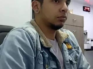 Photos of connor_wollf from Flirt4Free is Freechat