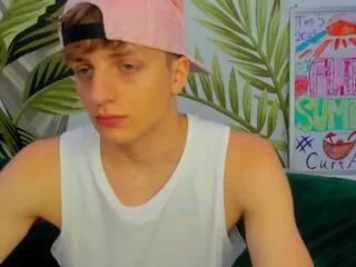 curt_keller from Flirt4Free is Freechat