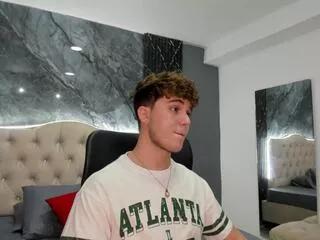 damian_klart from Flirt4Free is Freechat