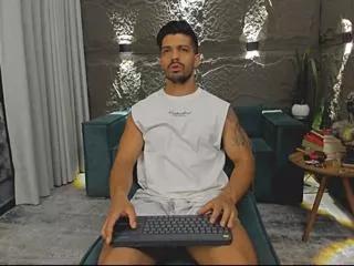 dann_saenz from Flirt4Free