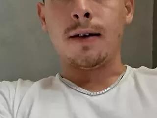 danny_loverr from Flirt4Free