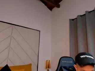 dante_lux from Flirt4Free is Freechat
