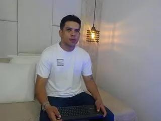 dominic_taylor from Flirt4Free is Freechat