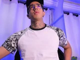donovan_desmond from Flirt4Free