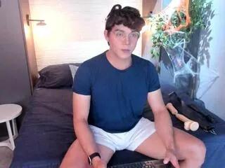 dyllan_cooper from Flirt4Free is Freechat