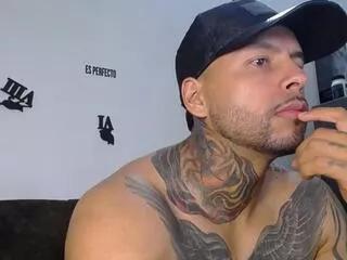 elian_atlas from Flirt4Free is Freechat