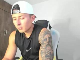 elio_storm from Flirt4Free is Freechat