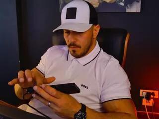 erick_angelo from Flirt4Free is Freechat