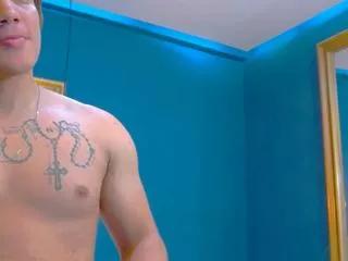 esteban_morenoo from Flirt4Free