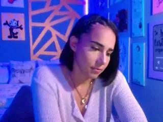 evelyn_lovers from Flirt4Free