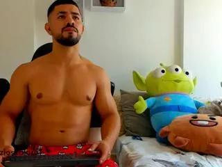 ezzio_scolaro from Flirt4Free