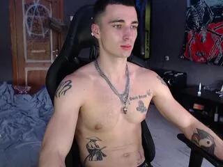 greg_locke from Flirt4Free