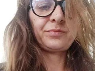 halley_cute from Flirt4Free