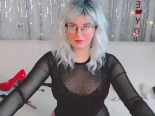 Explore our live girls sluts from our Custom and Multi clubs and checkout exclusive access to highly interactive content, such as shape, hair, titties, pussy type and many more.