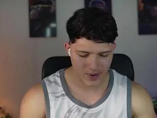 hazzan_velez from Flirt4Free