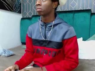 Isaac_montana webcams show profile image 