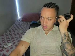 Ithan_dante webcams show profile image 
