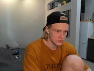 james_skcott from Flirt4Free is Freechat
