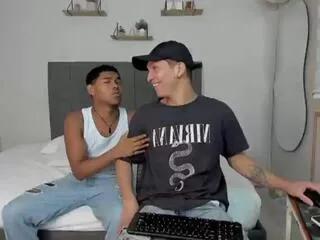 jampier_oliver_mike_parket from Flirt4Free is Freechat