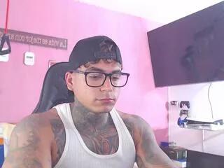 jeremmy_bloom from Flirt4Free is Freechat