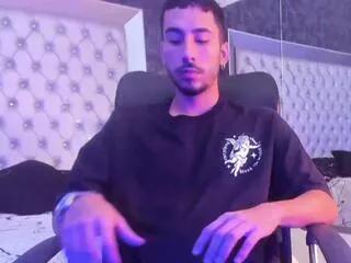 jhosua_collins from Flirt4Free is Freechat