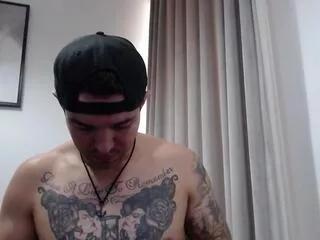 joey_james from Flirt4Free is Freechat