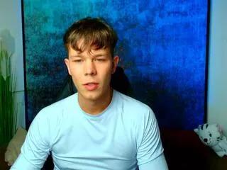 johnny_october from Flirt4Free is Freechat