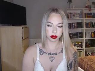 Explore our live girls sluts from our Custom and Multi clubs and checkout exclusive access to highly interactive content, such as shape, hair, titties, pussy type and many more.