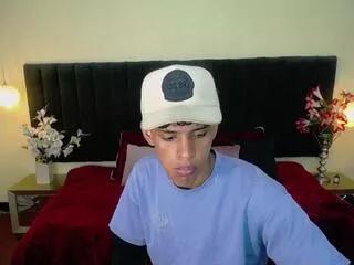 justin_dereck from Flirt4Free is Freechat