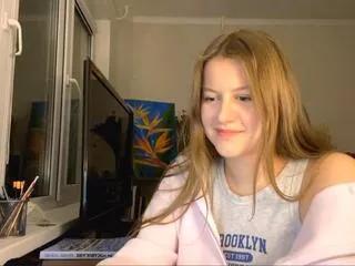 kelly_dach from Flirt4Free is Freechat