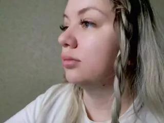 kira_pride from Flirt4Free is Freechat