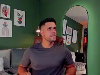 kirk_tyler from Flirt4Free