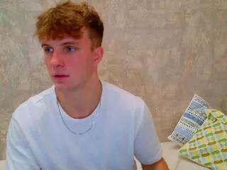 levi_manning from Flirt4Free is Freechat