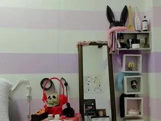 lili_thomsons from Flirt4Free is Freechat