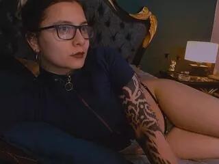 Explore our live girls sluts from our Custom and Multi clubs and checkout exclusive access to highly interactive content, such as shape, hair, titties, pussy type and many more.