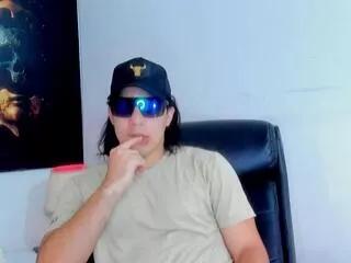 logan_blakee from Flirt4Free is Freechat