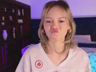 lola_berry from Flirt4Free