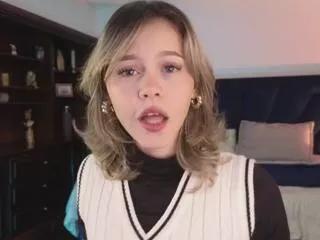 lola_berry from Flirt4Free